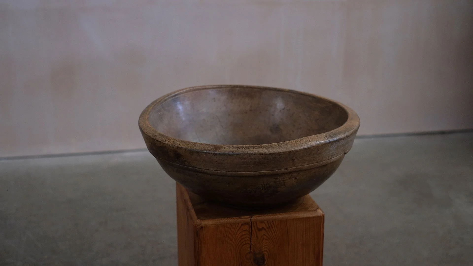 Huge-Dairy-Bowl-4.jpg