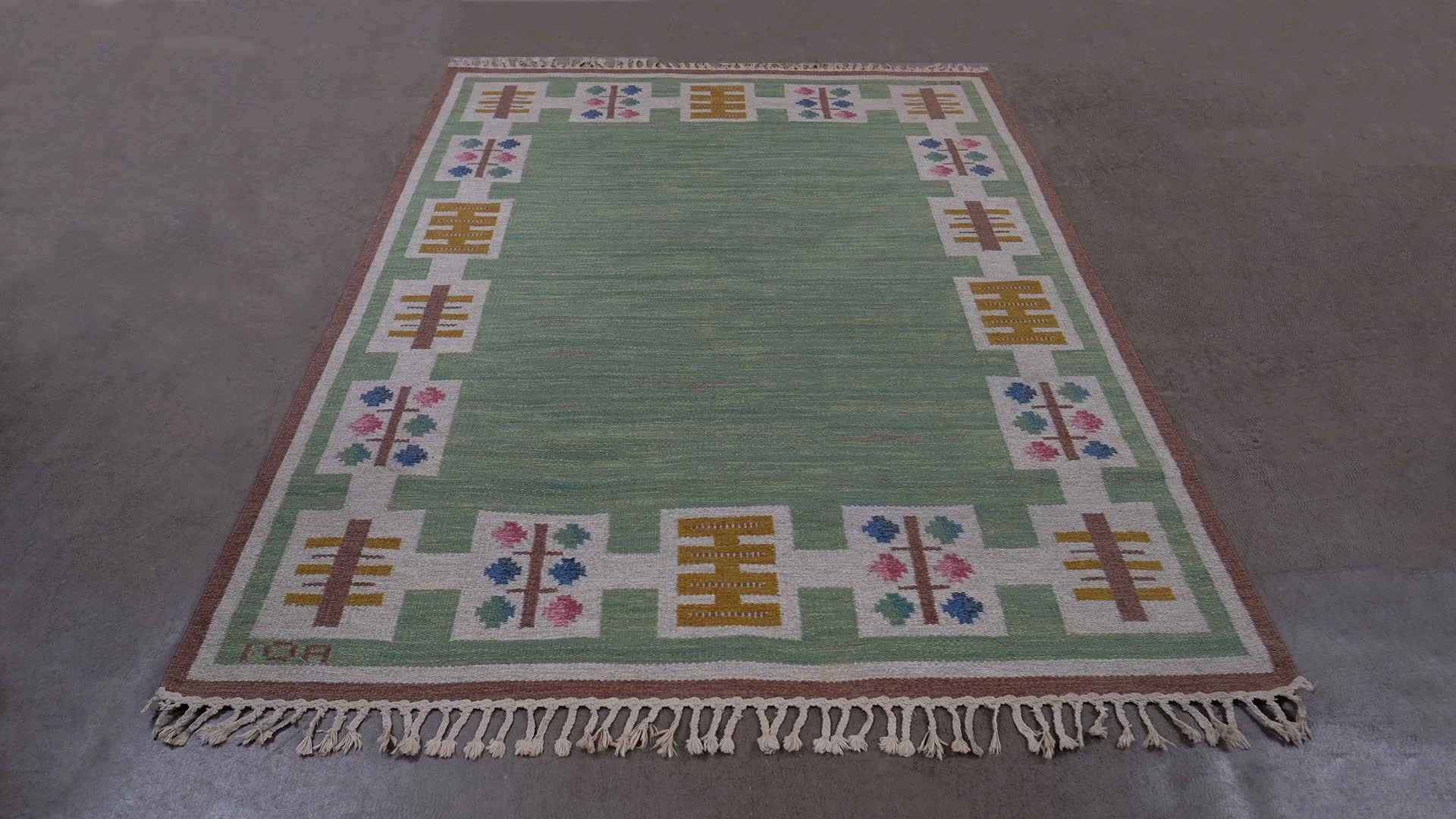 AGS-RUG-GREEN-2.jpg