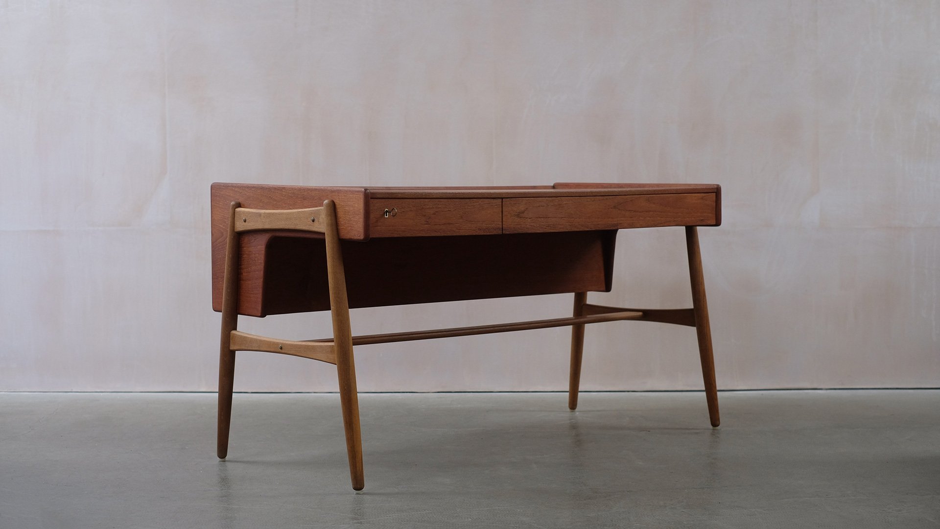 Teak-and-Oak-Desk-2.jpg