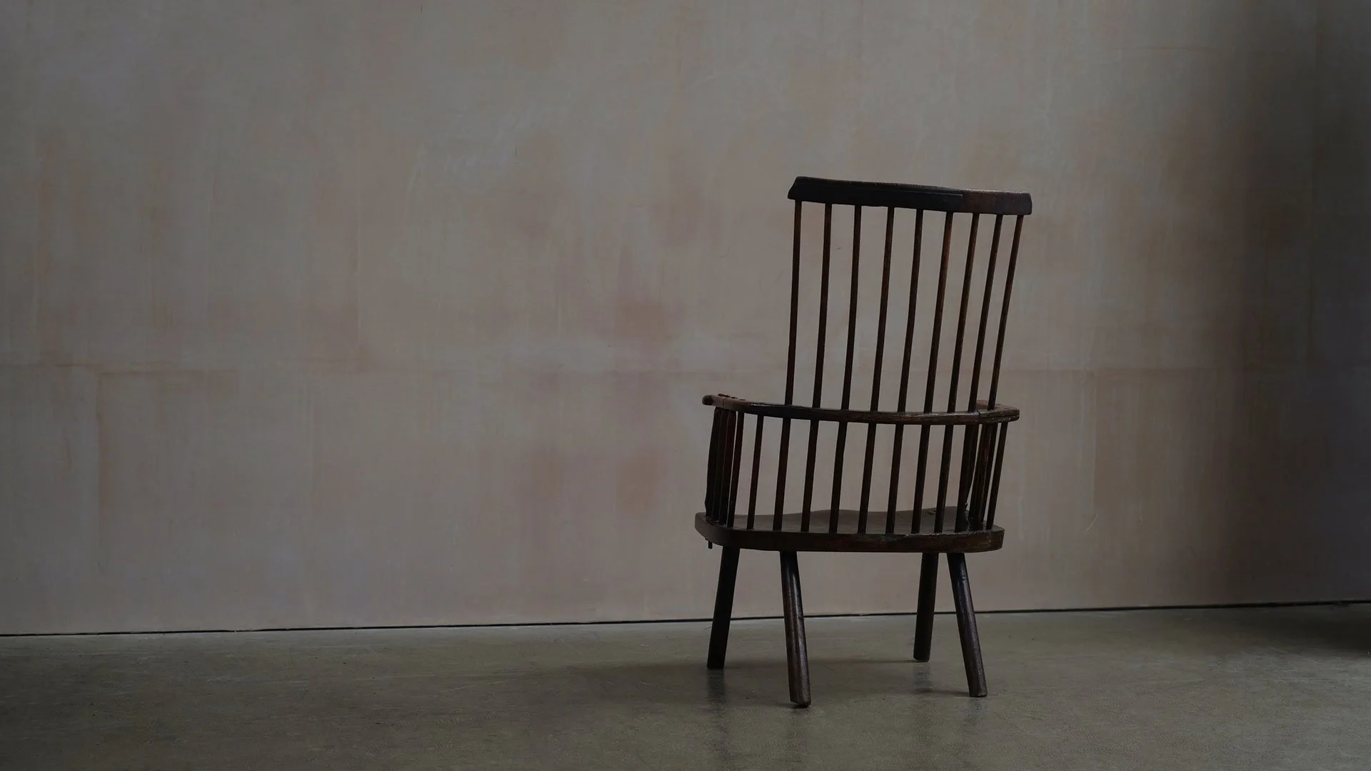Ash-Windsor-Survivor-Chair-8.jpg