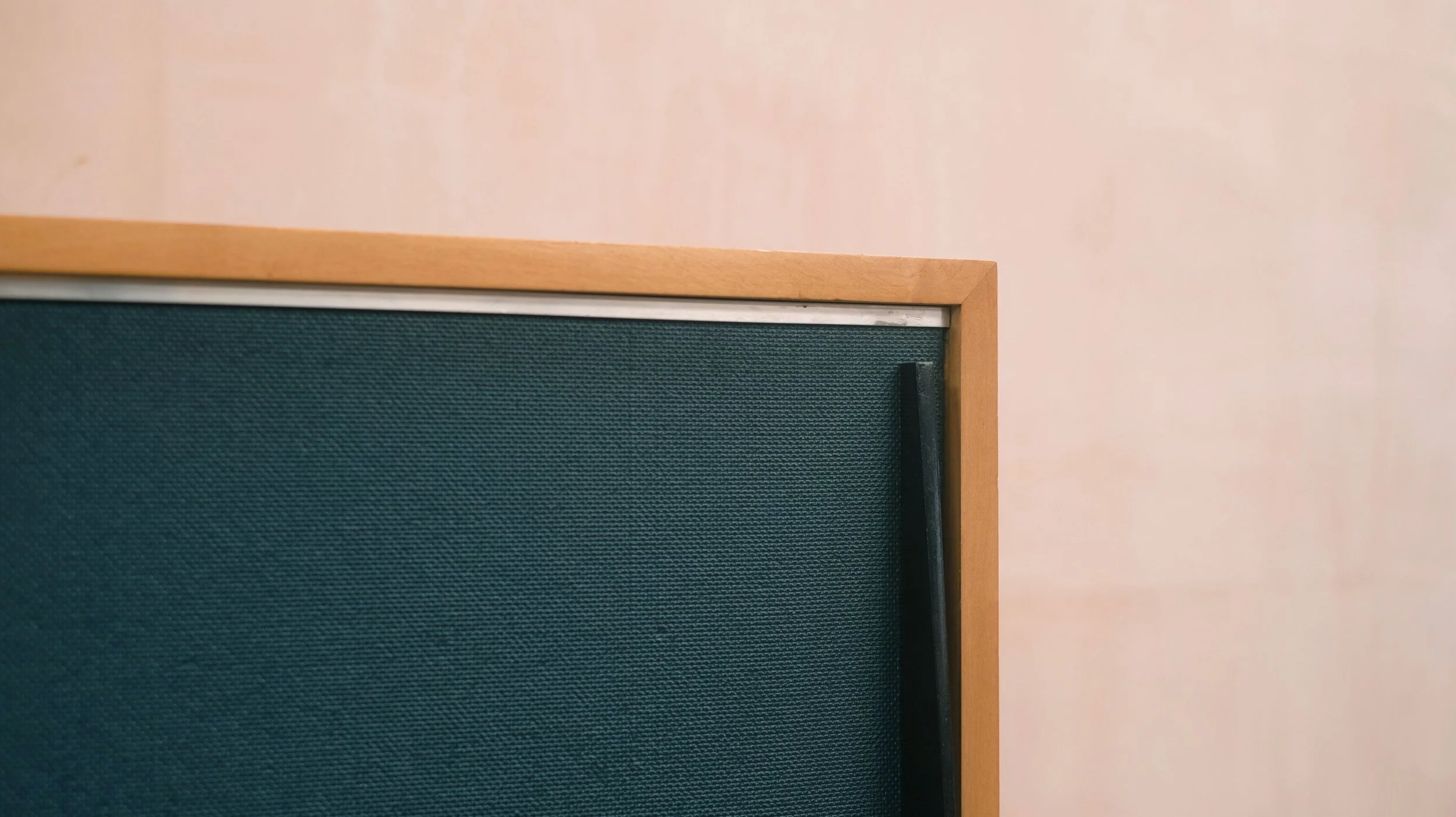 Kurt-Thut-Cabinet-7.jpg