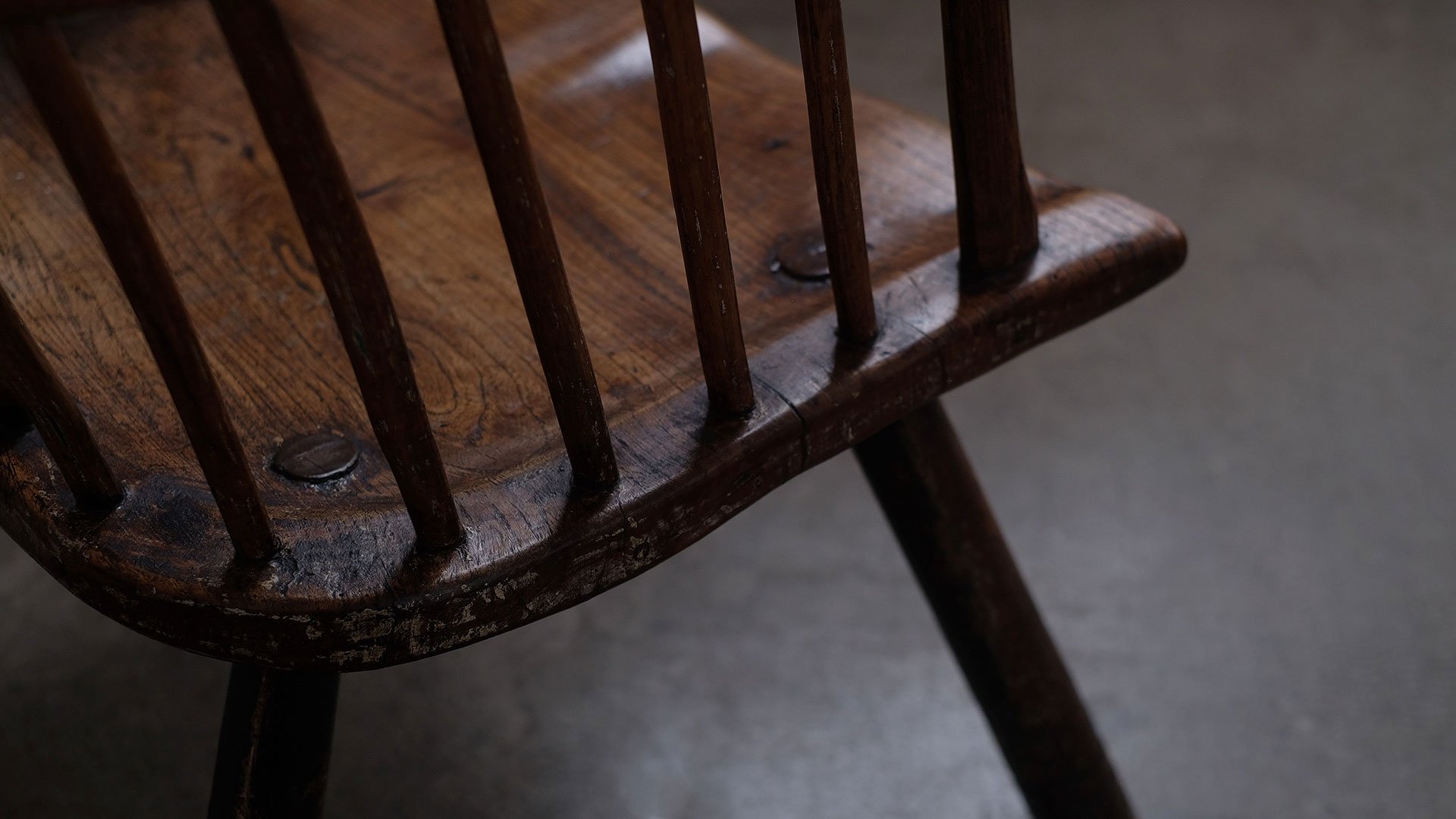 Low-Hoop-Chair-9.jpg