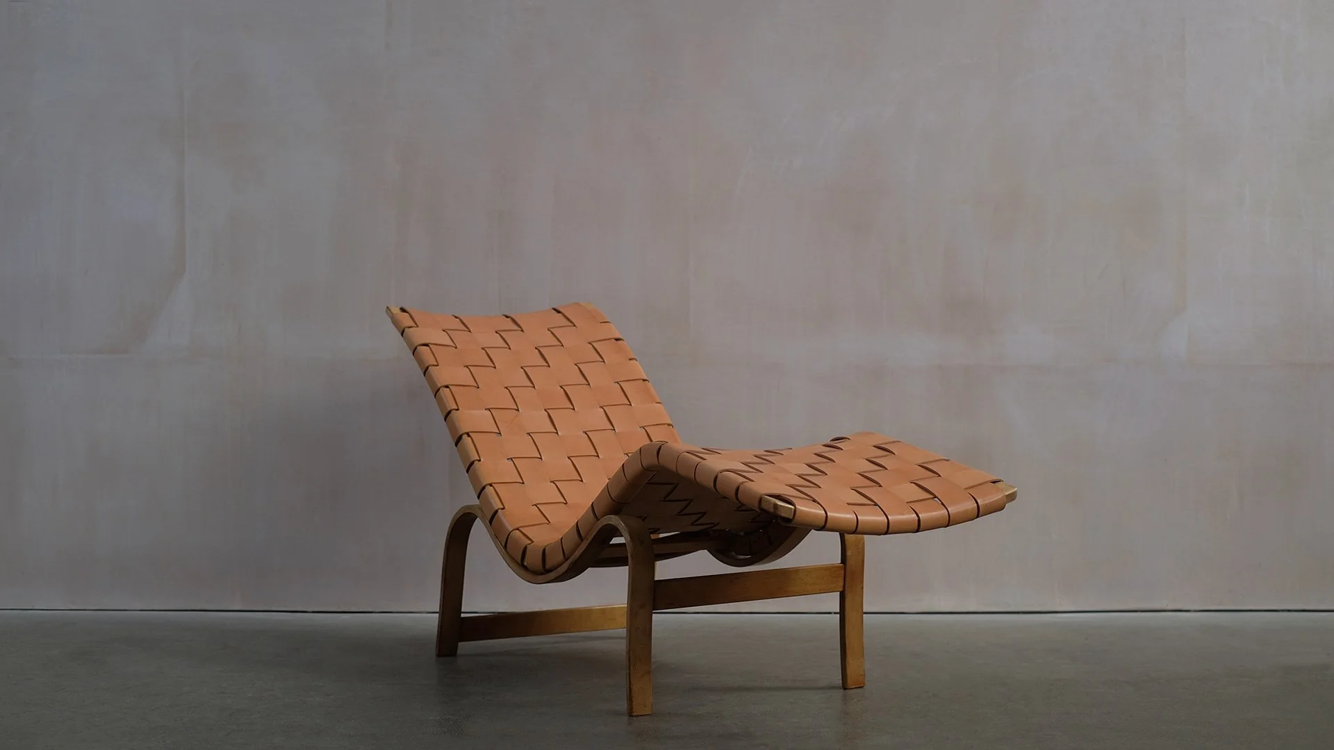 BM-Leather-Chaise-4.jpg