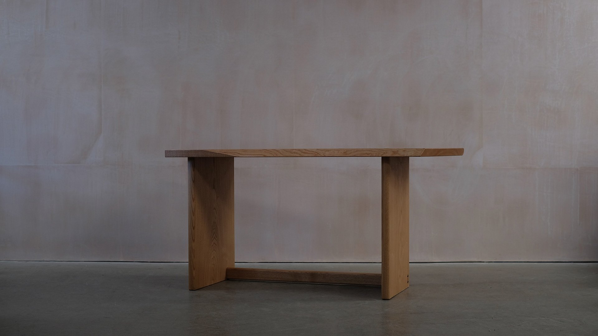 Freeform-Desk-2.jpg