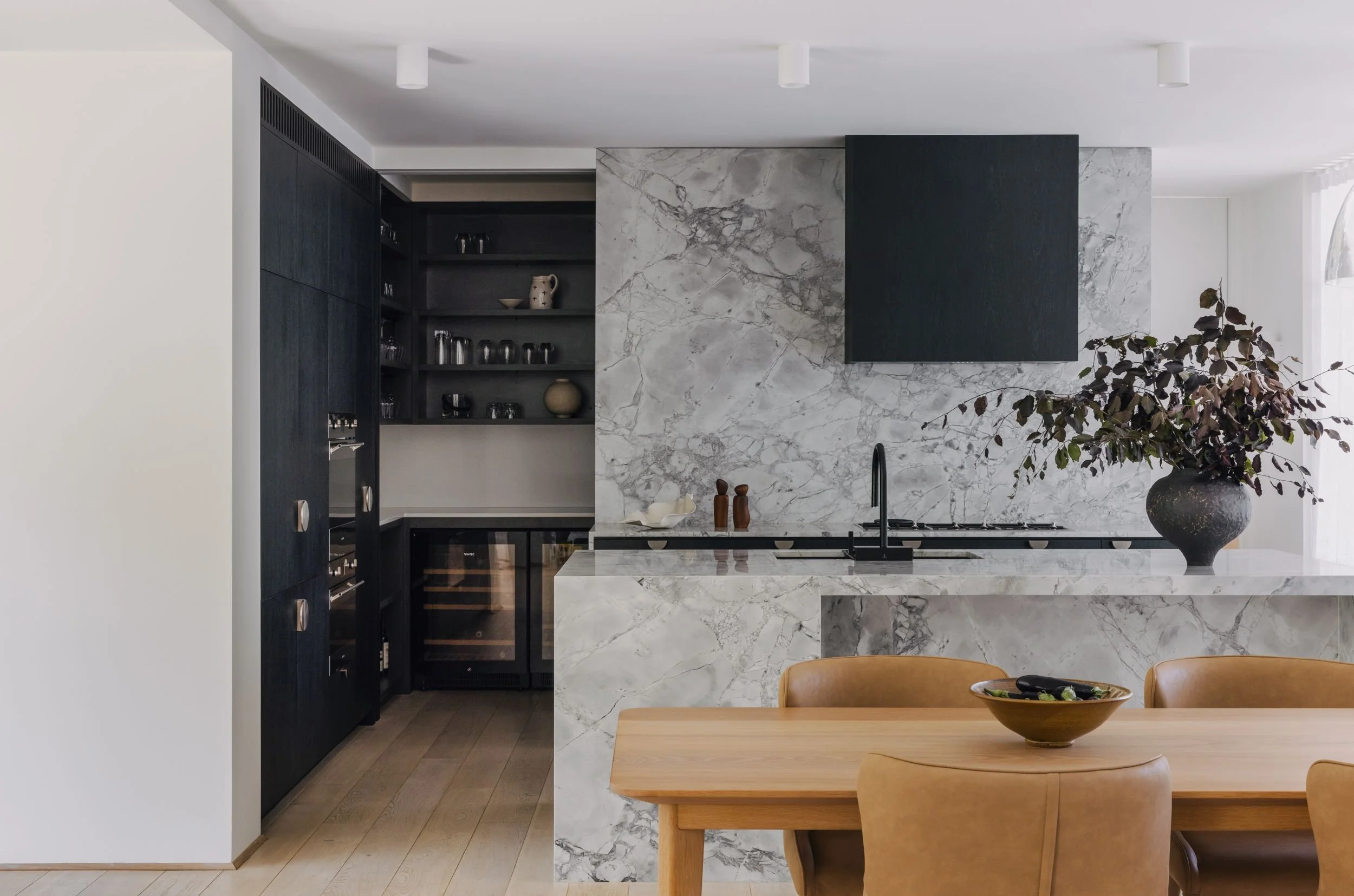 Blake Letnic Architects_Hanging Gardens House_Kitchen.jpg