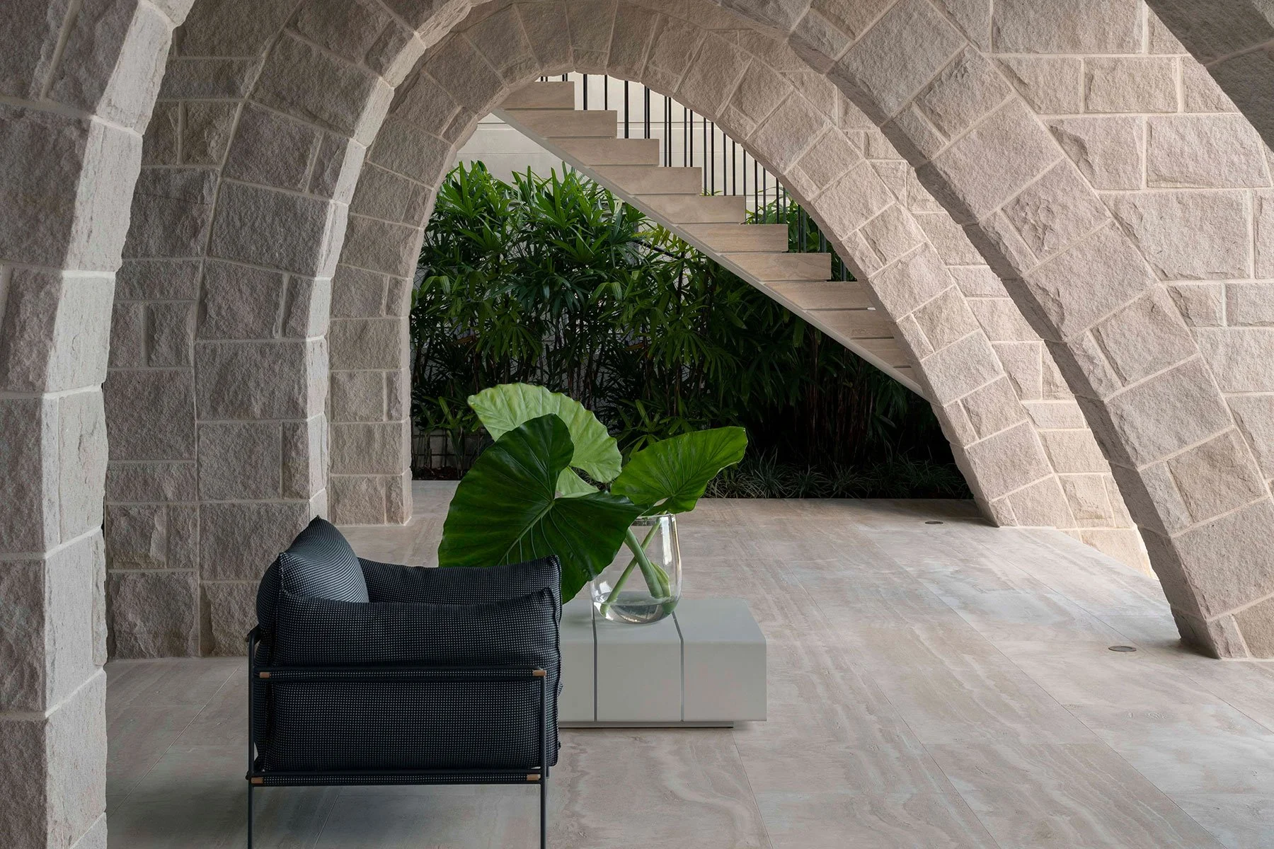 Blake-Letnic-Architects_Hill-House_Loggia.jpg