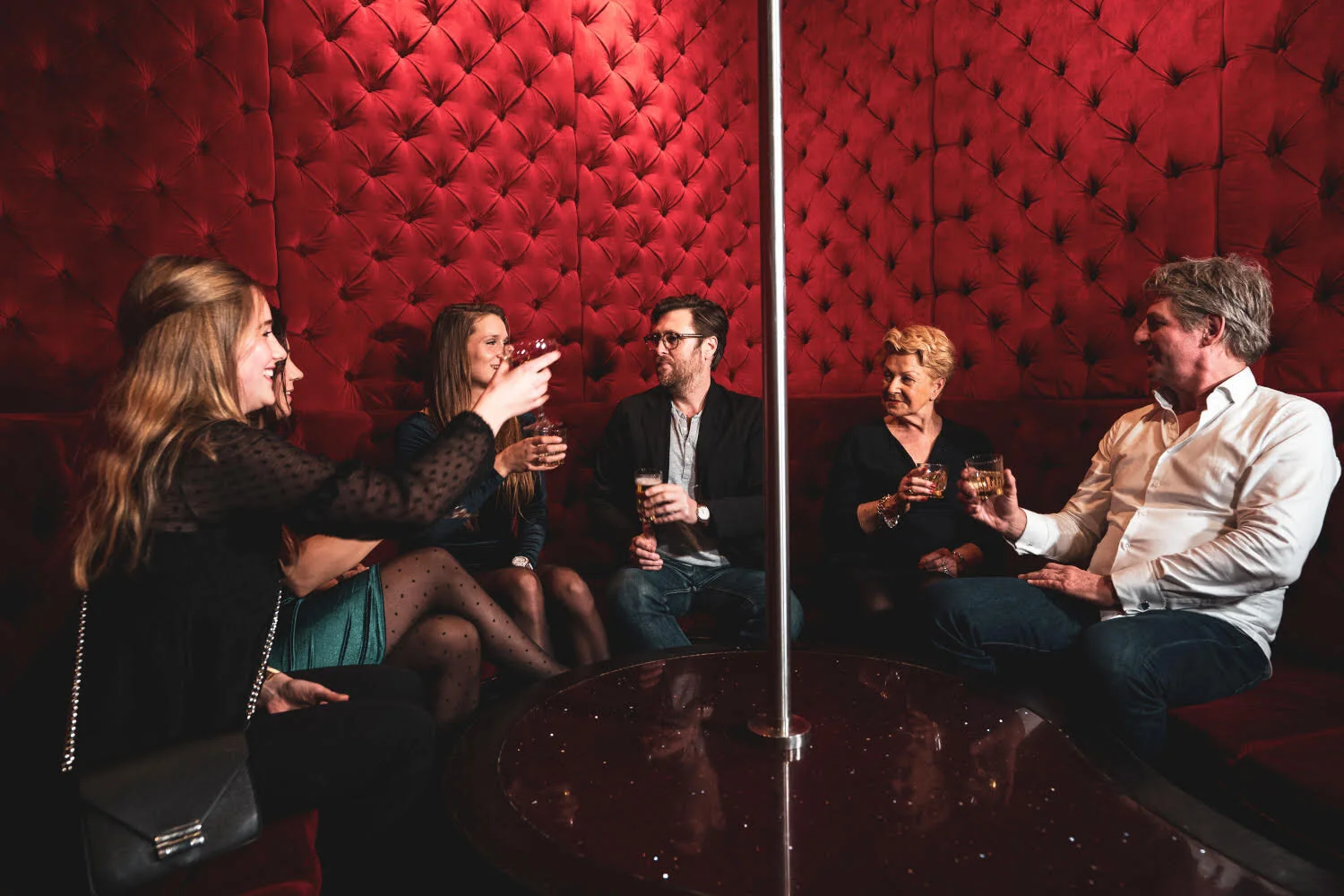 Tour de BonTon: ‘Dichterbij de prostitutie kun je niet komen’