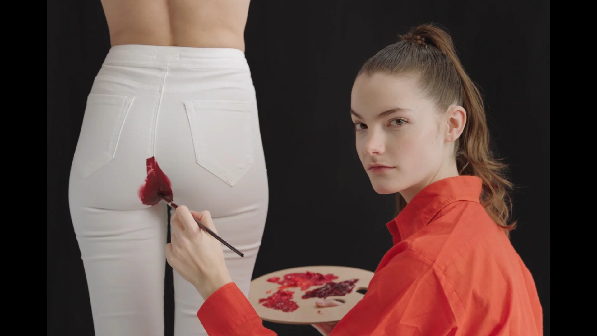  CHARLOTTE ABRAMOW - LES PASSANTES 