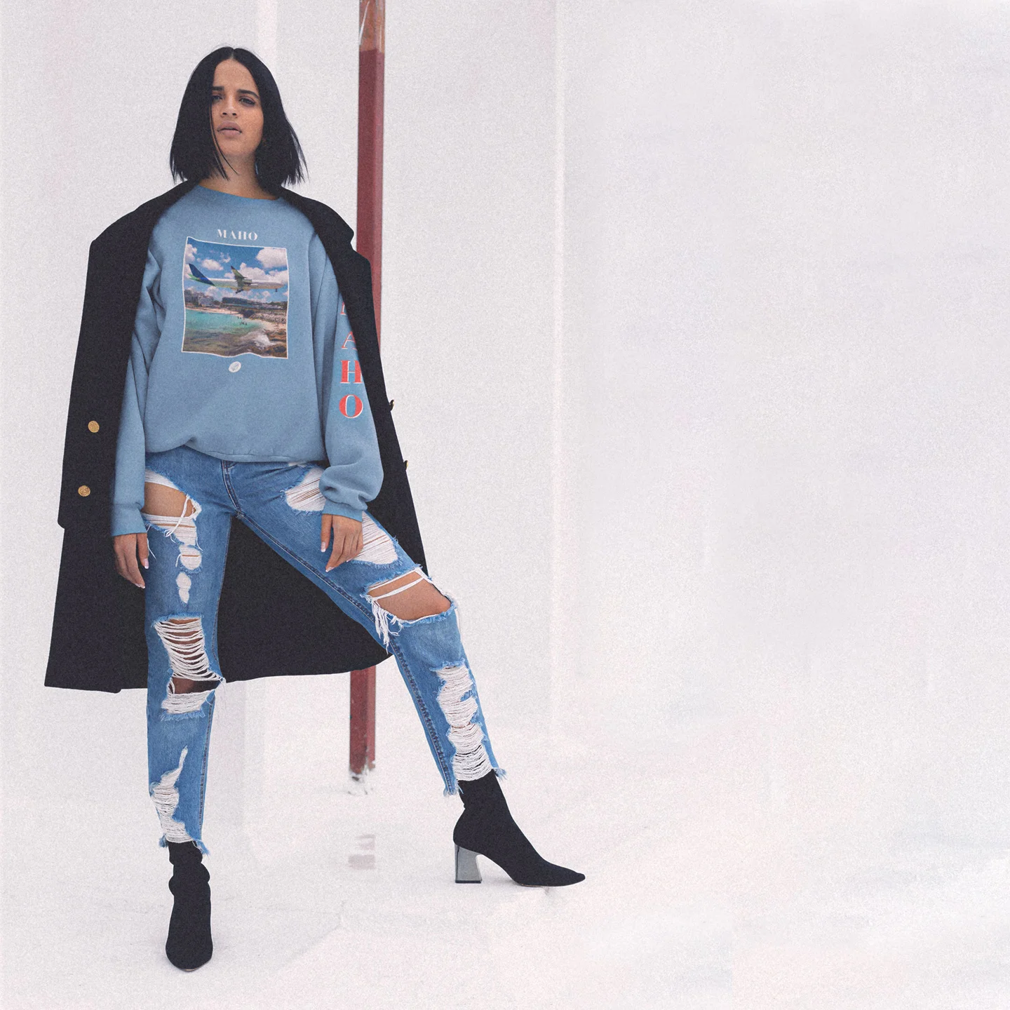 Maho-Sweatshirt-2-Post.jpg