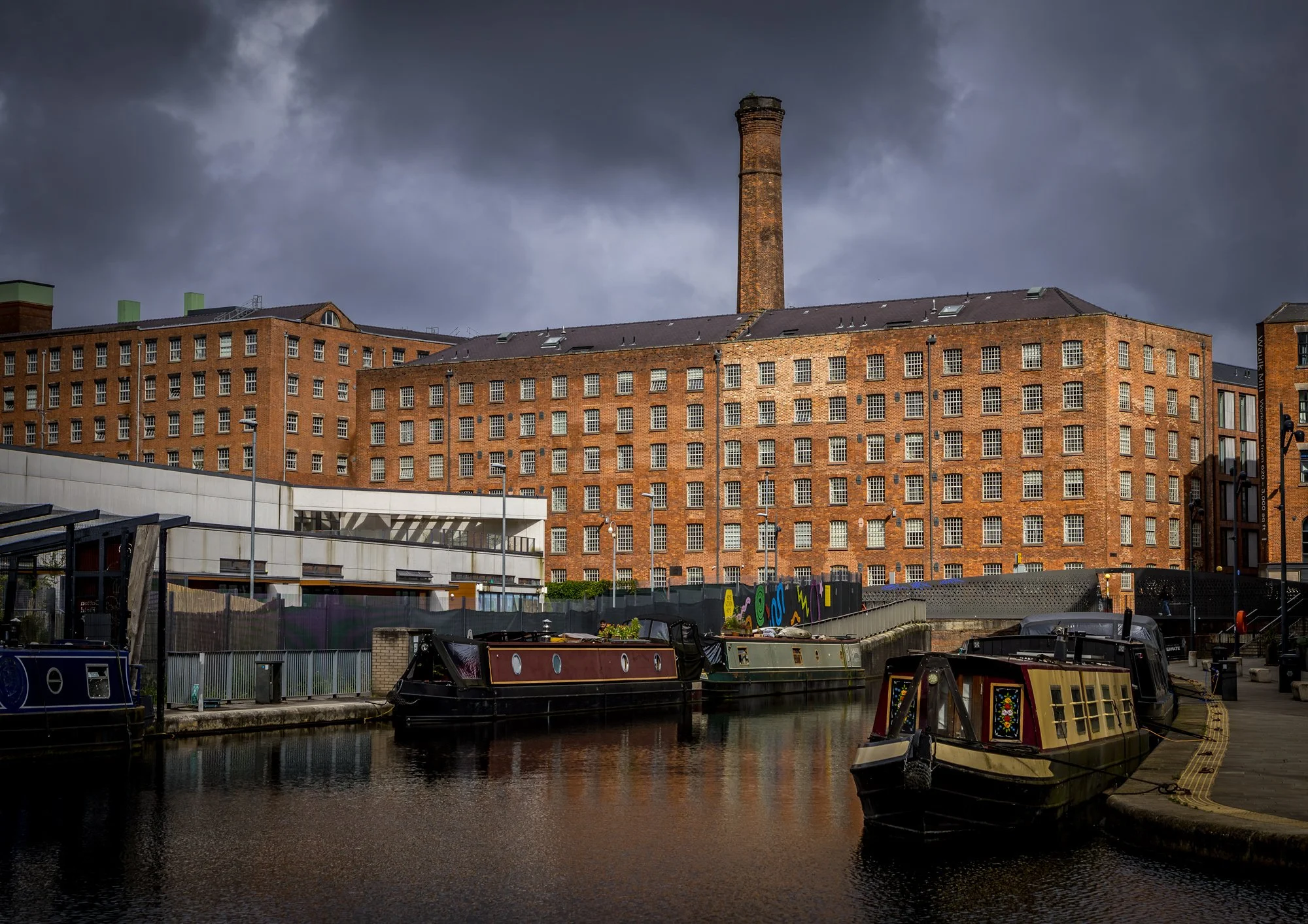 New-Islington-looking-at-the-mills-WEB.jpg