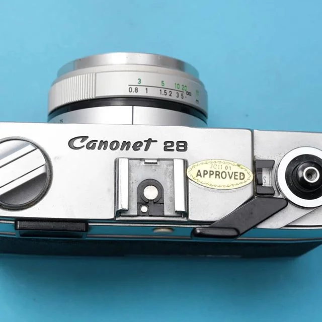 Canon canonet 28, Japan, 1968.

#japan #japancamerahunter #asia #analog #filmisgood #filmisalive #canon #canonet28 #canonlenses #canoncamera #35mm #35mmportrait #35mmstreetphotography #darkroom #kodak #35mmcolorfilm #canon35mm #photography #filmisnot