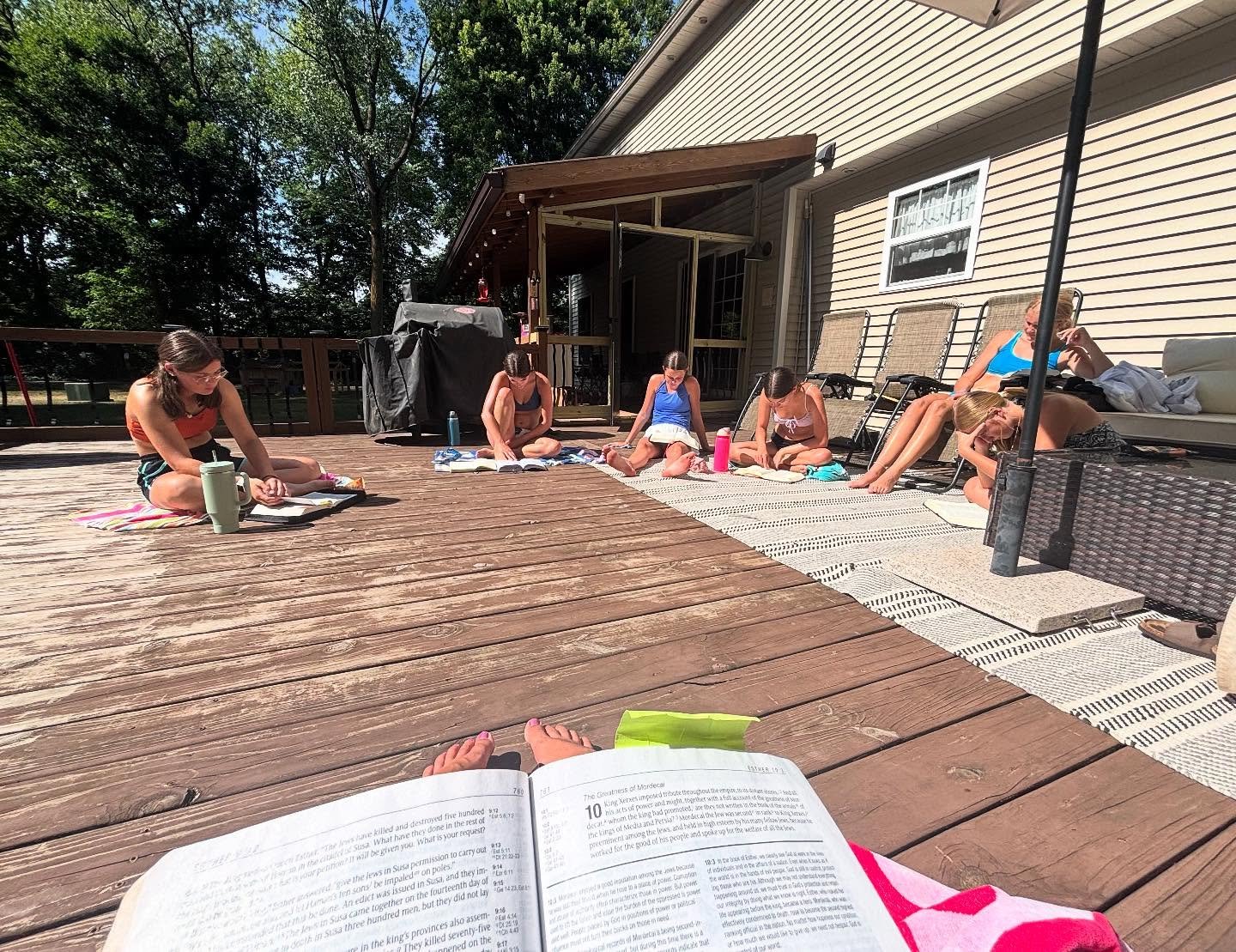 what a sweet, sweet summer it’s been with our students! pool parties (& tortilla punishments), a whitecaps game, a fundraiser, an alumni get together, walks to captain sundae, poolside Bible study, new church vans & soooo many fun memor