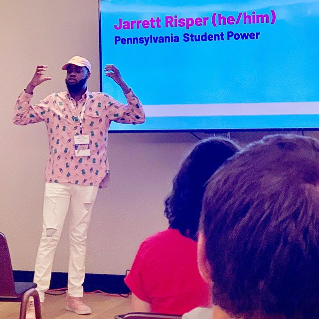 Lehigh Valley organizer @jwizzydakid talking education justice &amp; decarceration in style at #yas2019! 
Big ups to @allianceforyouthaction for a great 2 days of building &amp; scheming 🚀