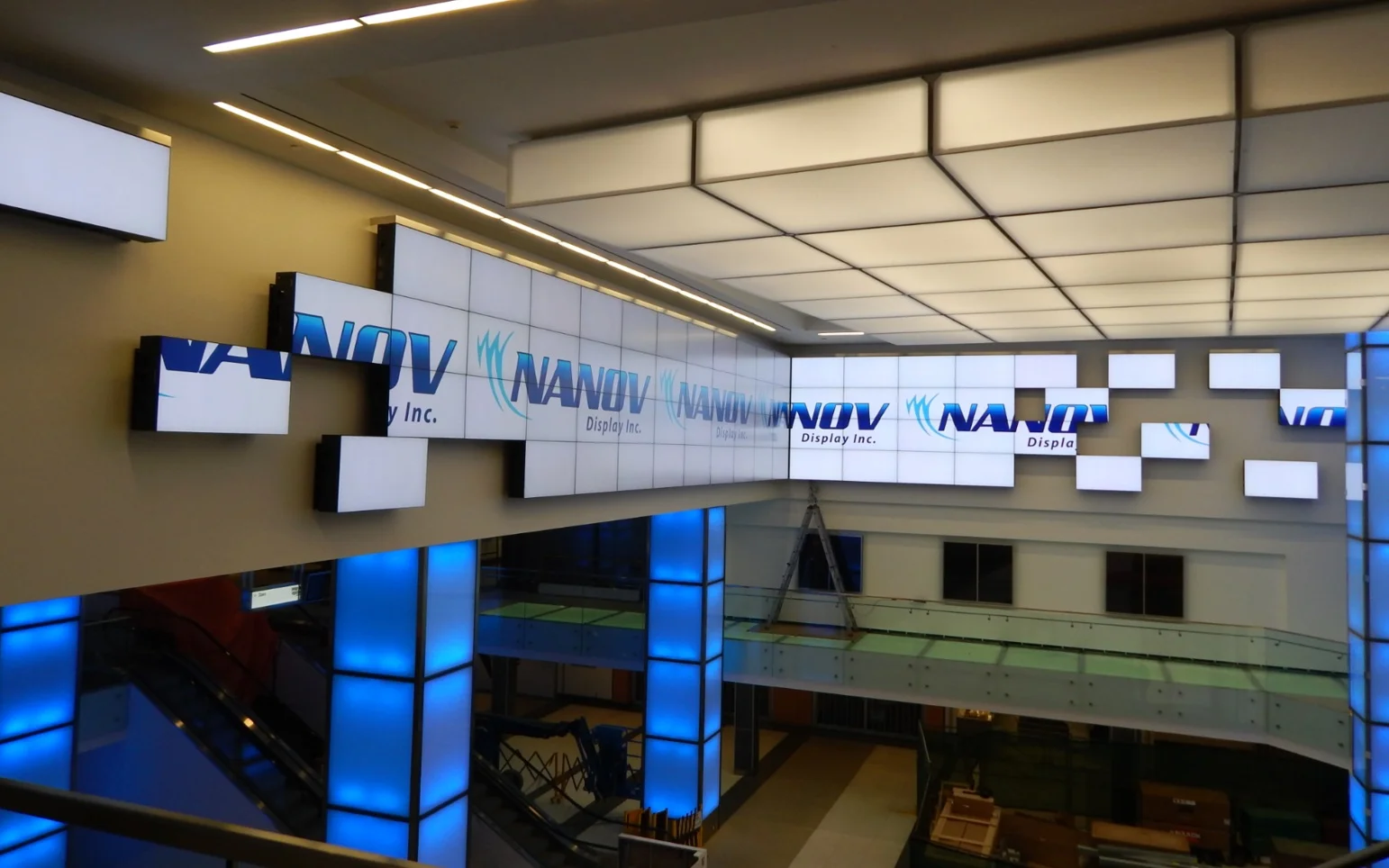 Feb '14 Newsletter - Front Opening Nanov Videowall Monitor, Synnex E-News
