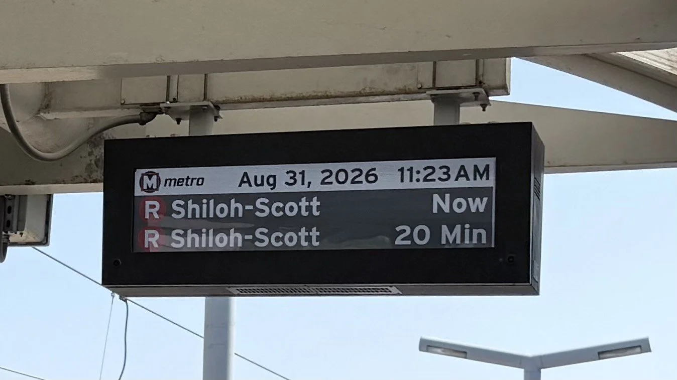 Transit Platforms Are Moving Toward Stretched Digital Signage: Why 42.8" Displays Are Becoming the Next Generation of Real-Time Passenger Information