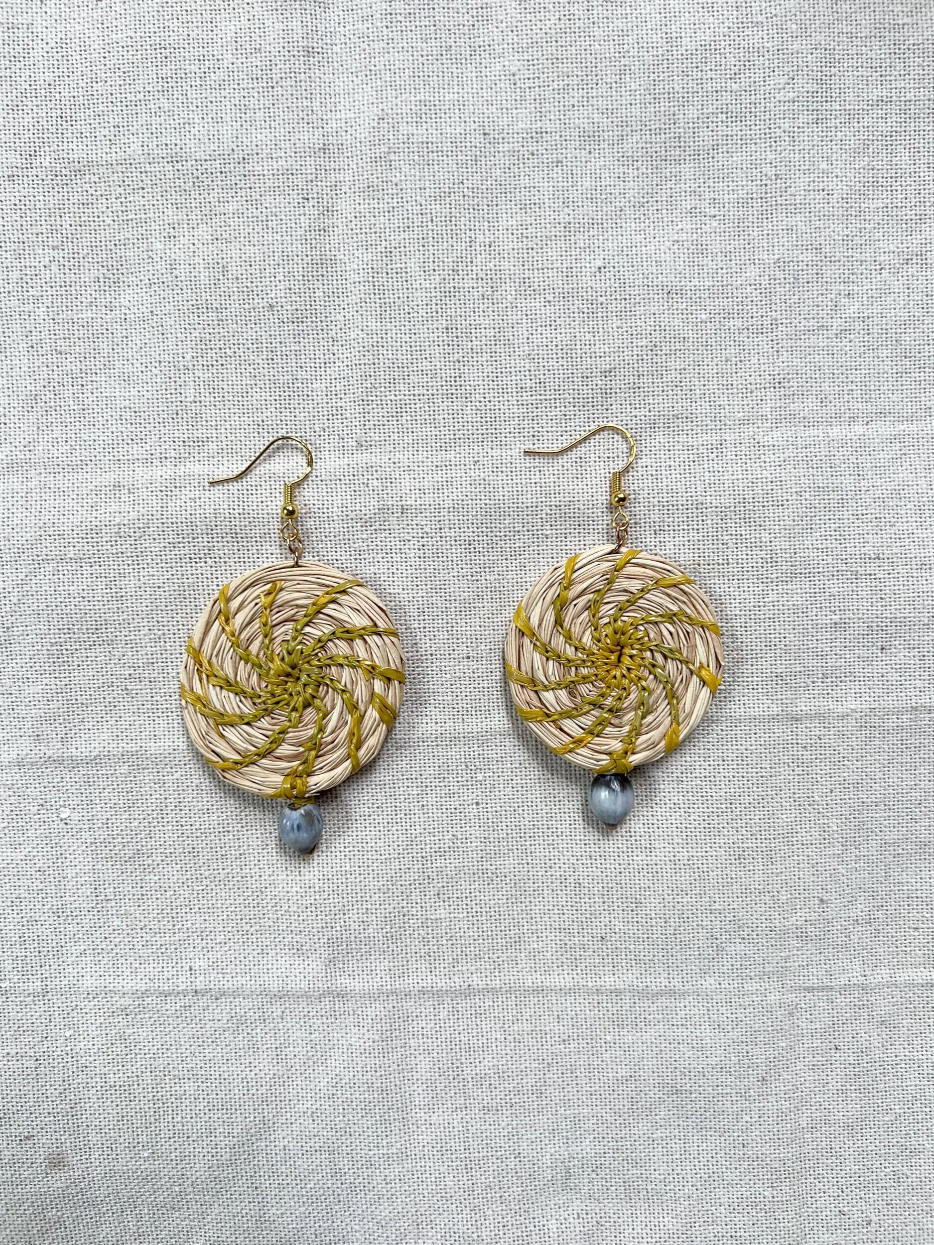 36AF3F3F-1785-45C7-AAAF-259B8F2A525D