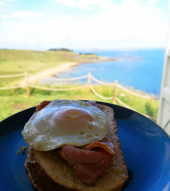 breakie 3.jpg