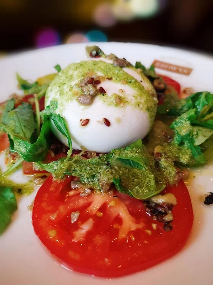 burrata 2.jpg