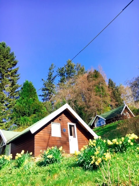 chalet outside.jpg