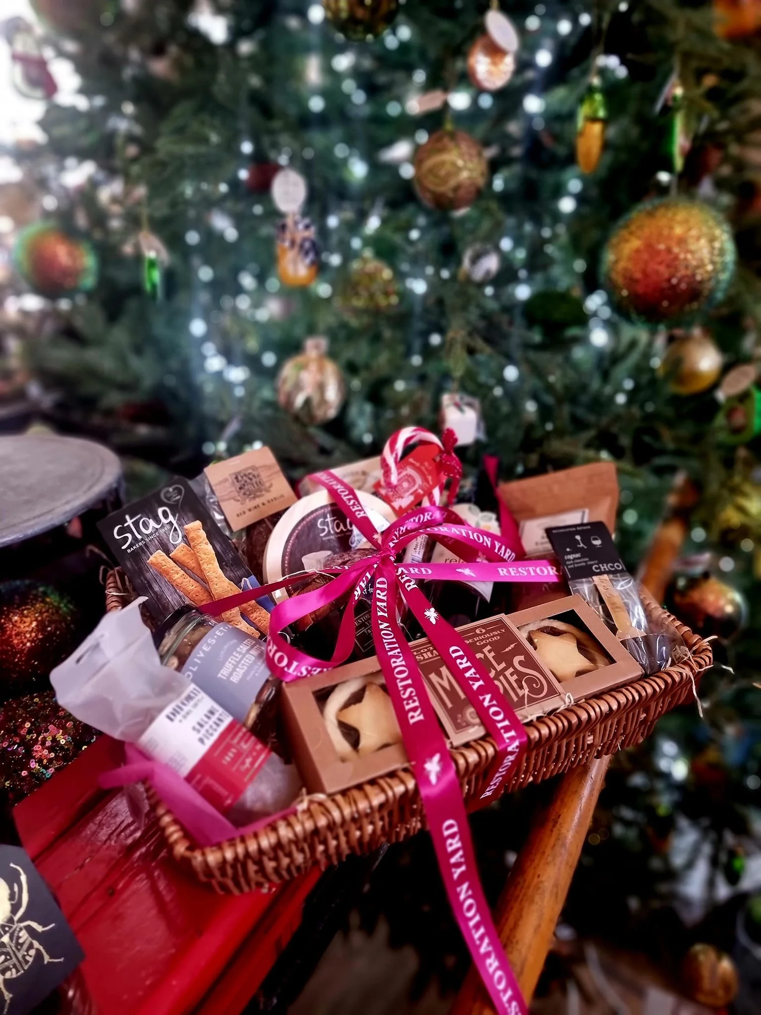 hamper under the tree 4.jpg