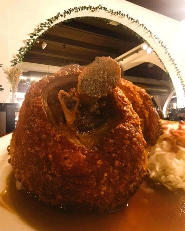 pork knuckle.jpg