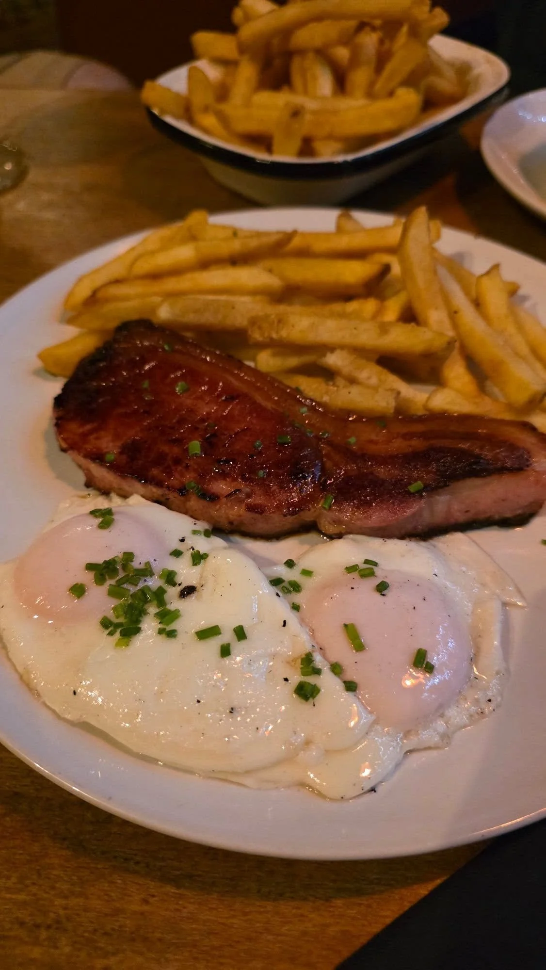 The Bonnington Leith, Edinburgh : A Proper Local Serving Comfort, Cocktails &amp; Community