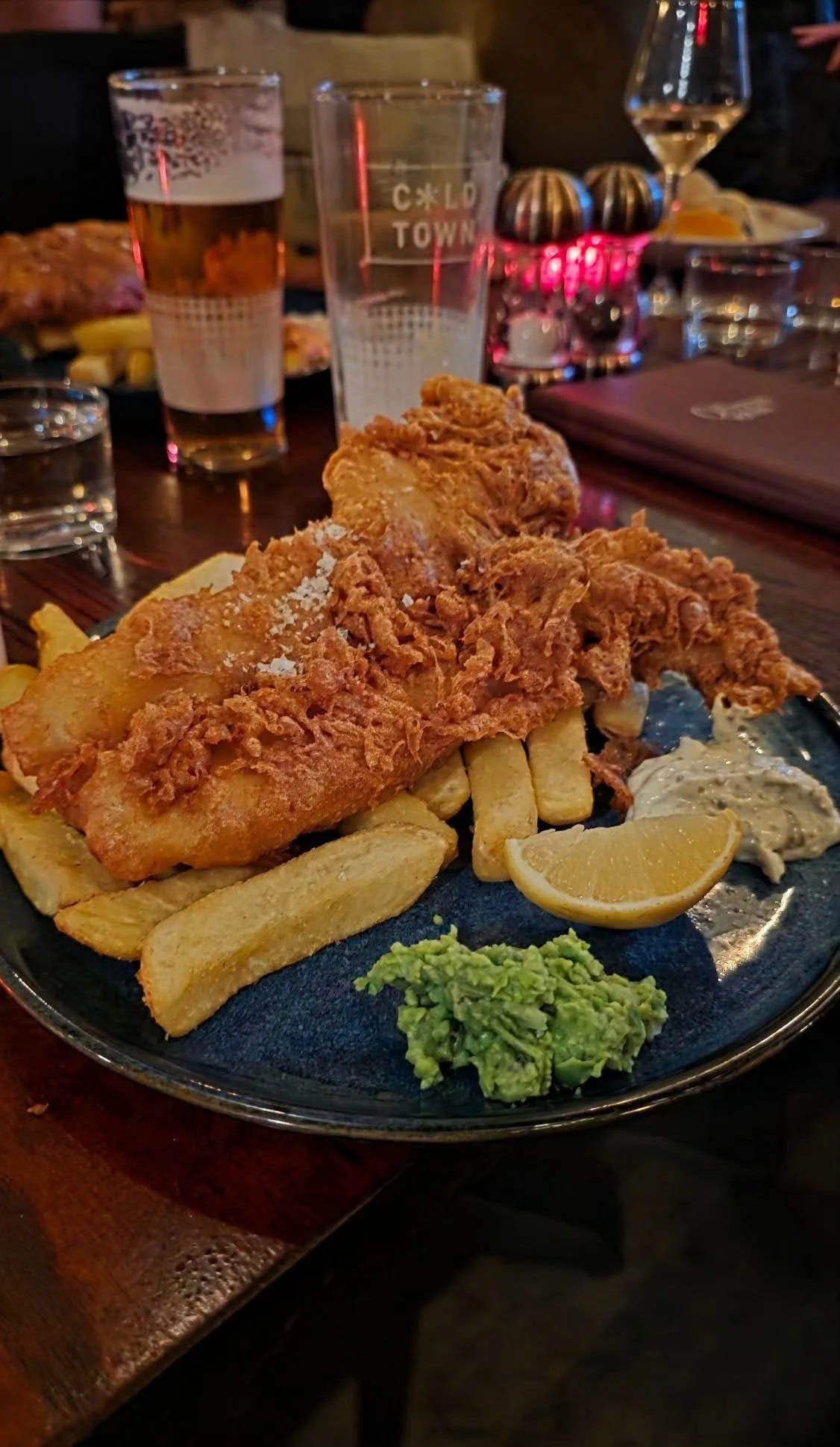 queens arms fish n chips.jpg