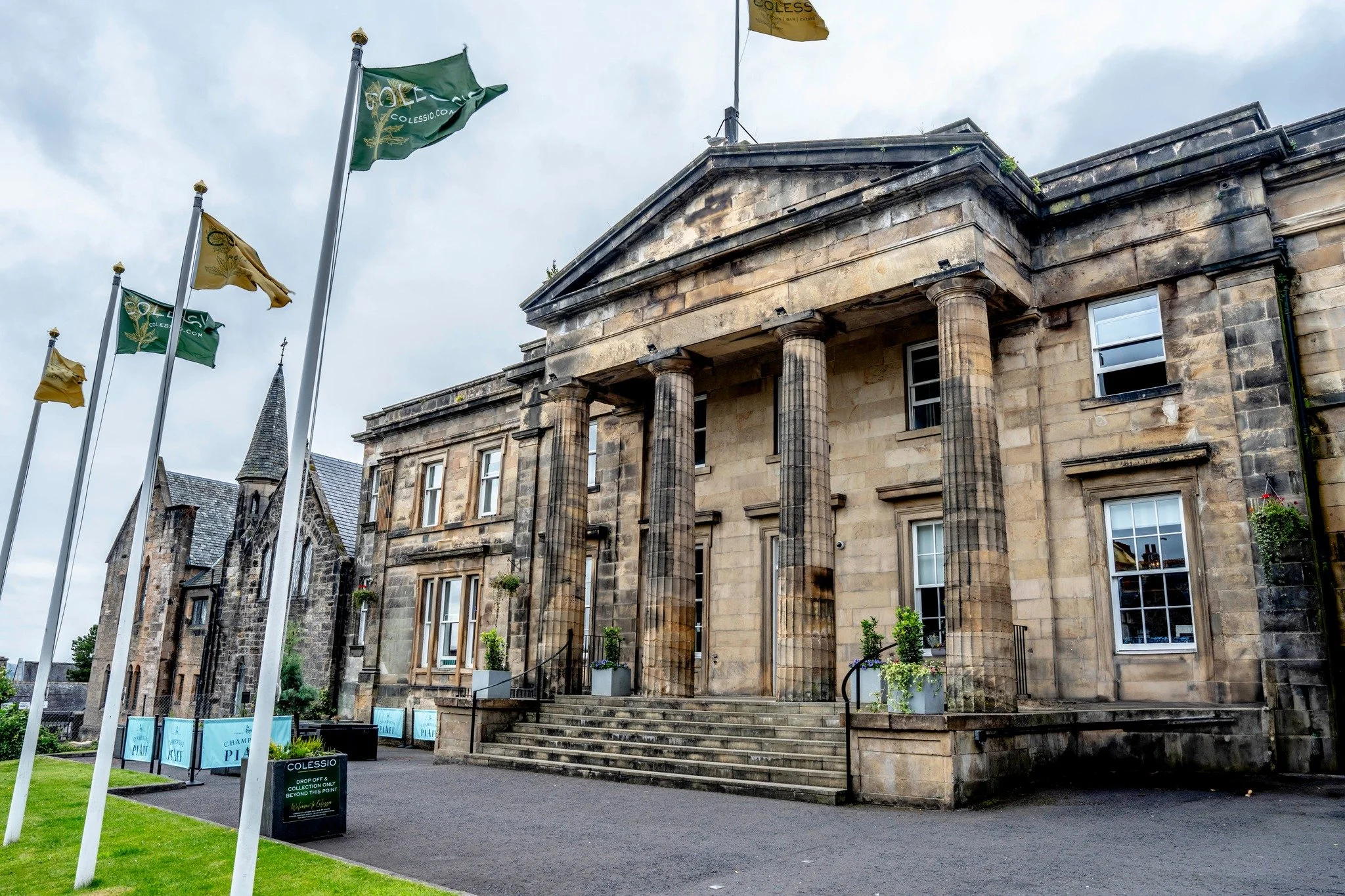 Hotel Colessio Stirling Review – Boutique Stay in the Old Town with Epic Views 