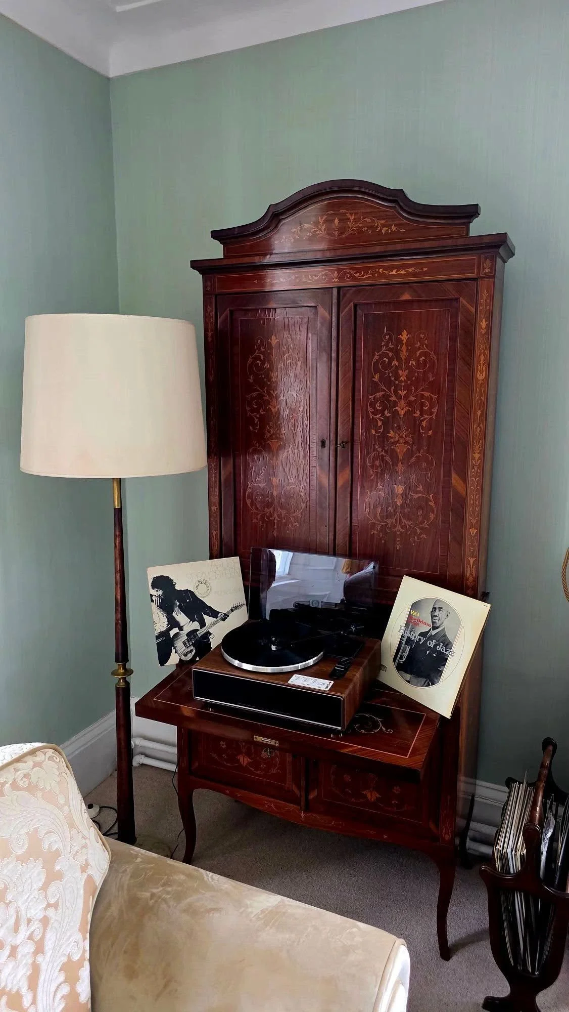BH interior 4.jpg