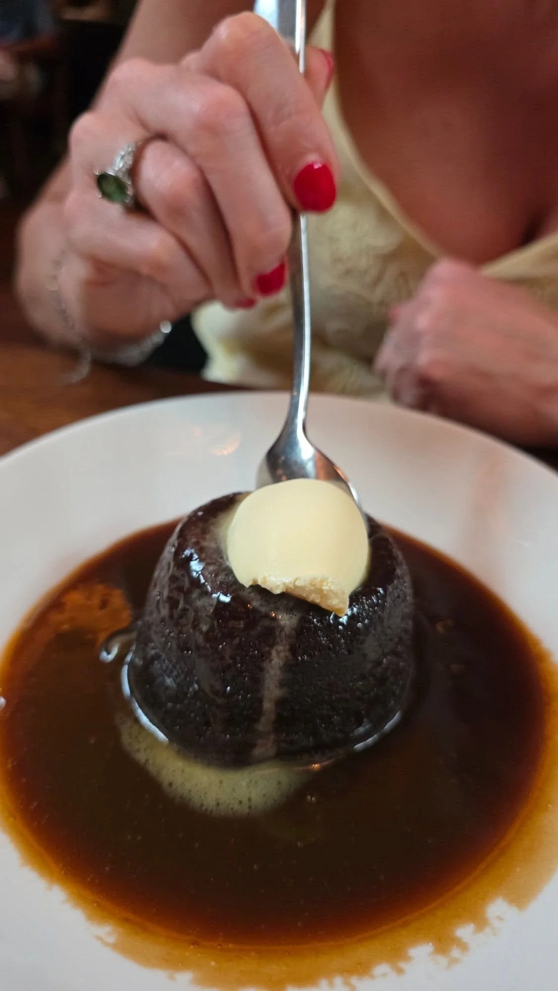 Hm sticky toffee pudding.jpg