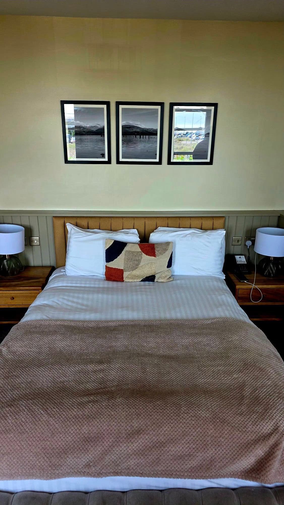 riva room 6.jpg
