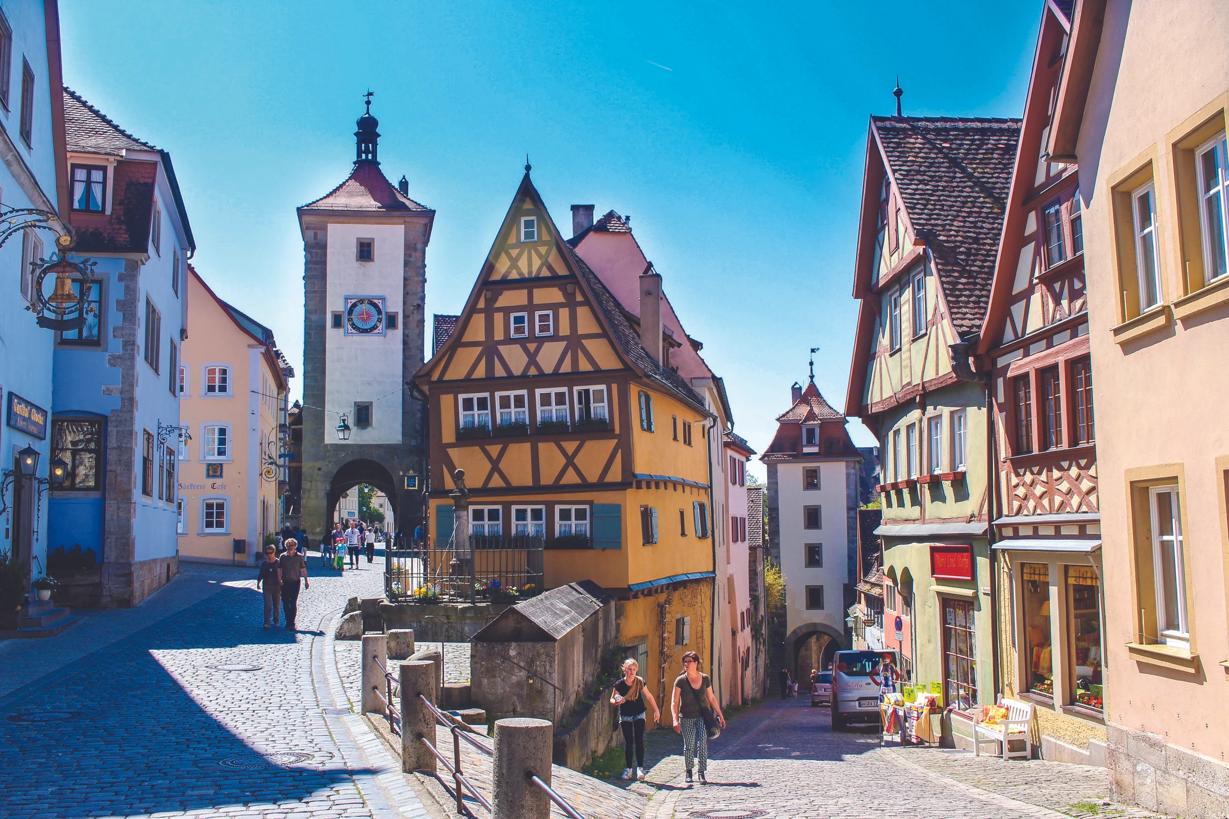 017- Charming Rothenburg Germany - 2017 HQ - LKV.jpg