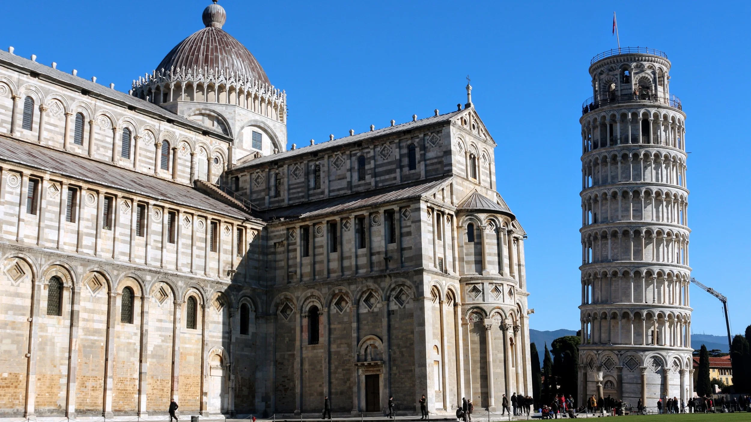 Leaning_Tower_LKV.jpg