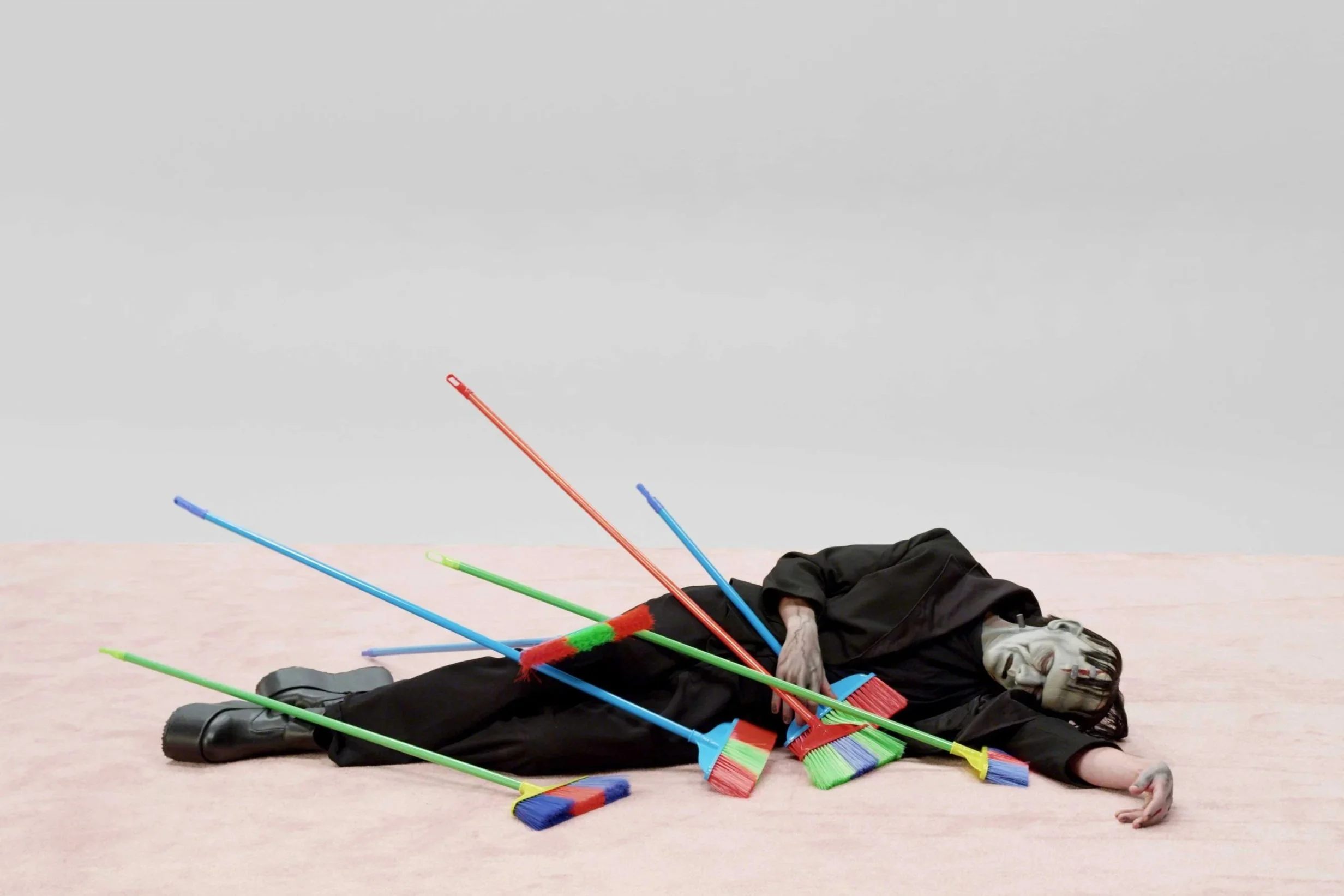   Alex Da Corte,  Slow Graffiti , 2017  Courtesy the artist, KADIST collection. 