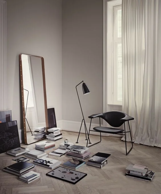 greta grossman lamp.jpg