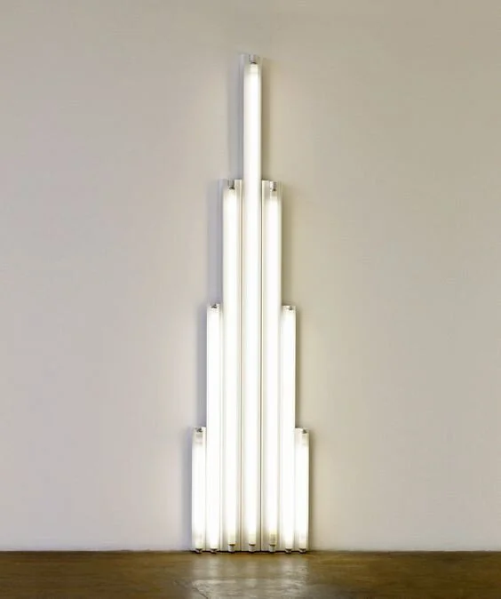Dan Flavin, “monument” 1 for V. Tatlin (1964)
