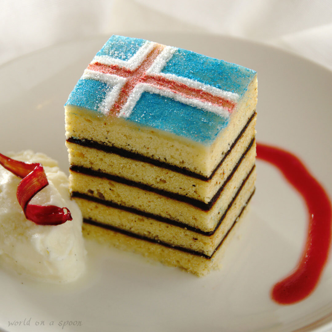 Celebrating_Scandi_Holiday_Iceland.jpg