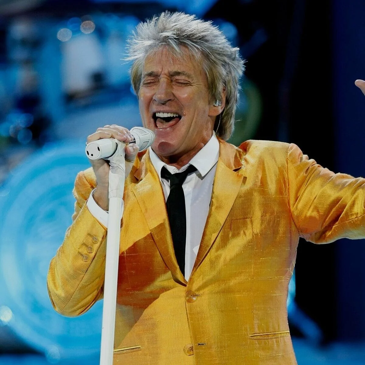 0_Rod-Stewart-Performs-At-Caesars-Palace.jpg