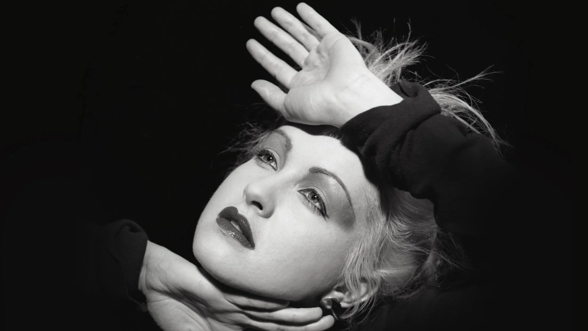 CYNDI LAUPER: LIVE ..... AT LAST
