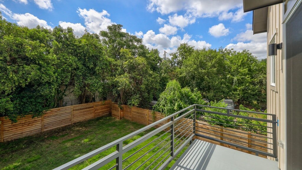 Beautiful green view from the upstairs balcony