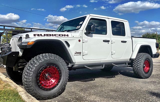 2019 Jeep Gladiator... 3&rdquo; Skyjacker Suspension lift... 20&rdquo; Fuel Zephyer (red)... 35&rdquo; BFG KM-3 Mud Terrain Tires... NFab Podium steps.. Fab Fours Stubby front bumper with aSmitty Built X20 10K pound winch