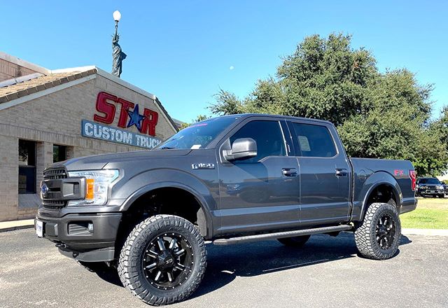 2019 Ford F-150... 6” Fabtech lift... 20” XD Mammoth wheels.. 35x12.50 Ridge Grappler tires... Custom Alea Leather seats ...