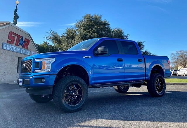 2020 F150.... 6&rdquo; Fabtech Lift... 20&rdquo; Fuel Coupler Wheels... Nitto Ridge Grappler 35&rdquo; Tires ... Alea Custom Leather ...