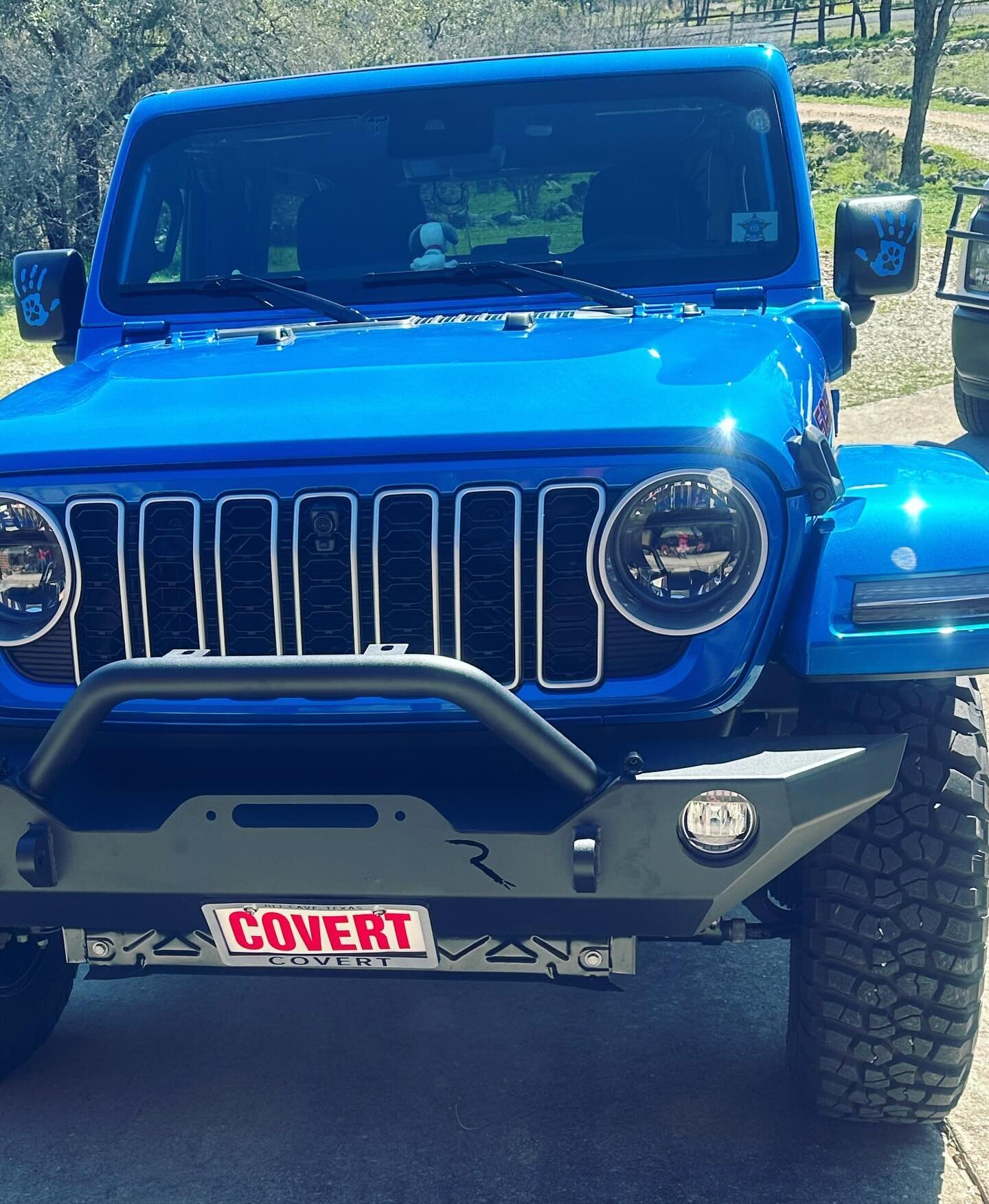 Blue Jeep: Breezy Blue Seats!
@katzkin_leather @rampageproducts #jeep #jeepwrangler #starcustoms #truckaccessories