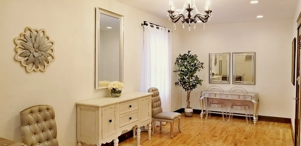 New Stylish Classic Chic Bridal Room with Attached Bathroom