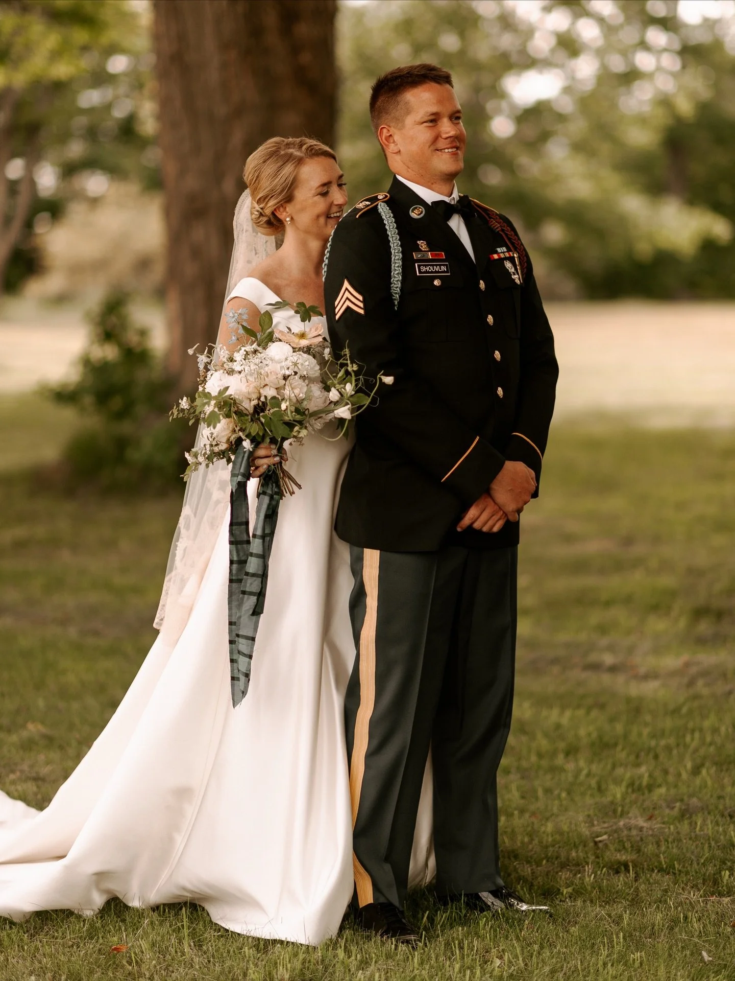 friendly reminder that first looks don&rsquo;t take away from your ceremony..in a lot of ways they add to it 🥂 new blog is up💍 #microwedding #bostonelopement #bostonphotographer #bostonbride #capecodelopement #elopementphotographer #elopementphotog