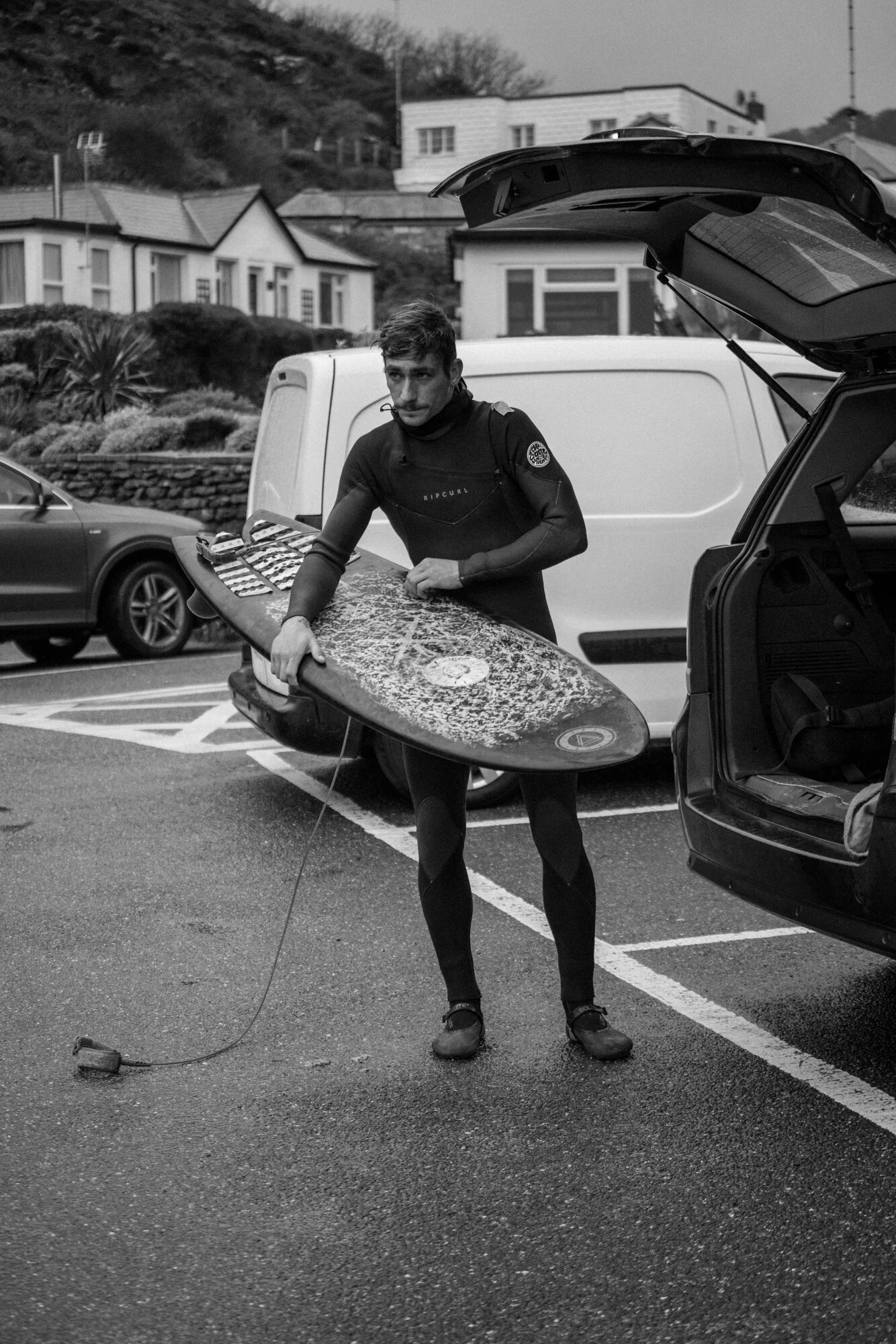 Simon_shields_Surfer_StAgnes