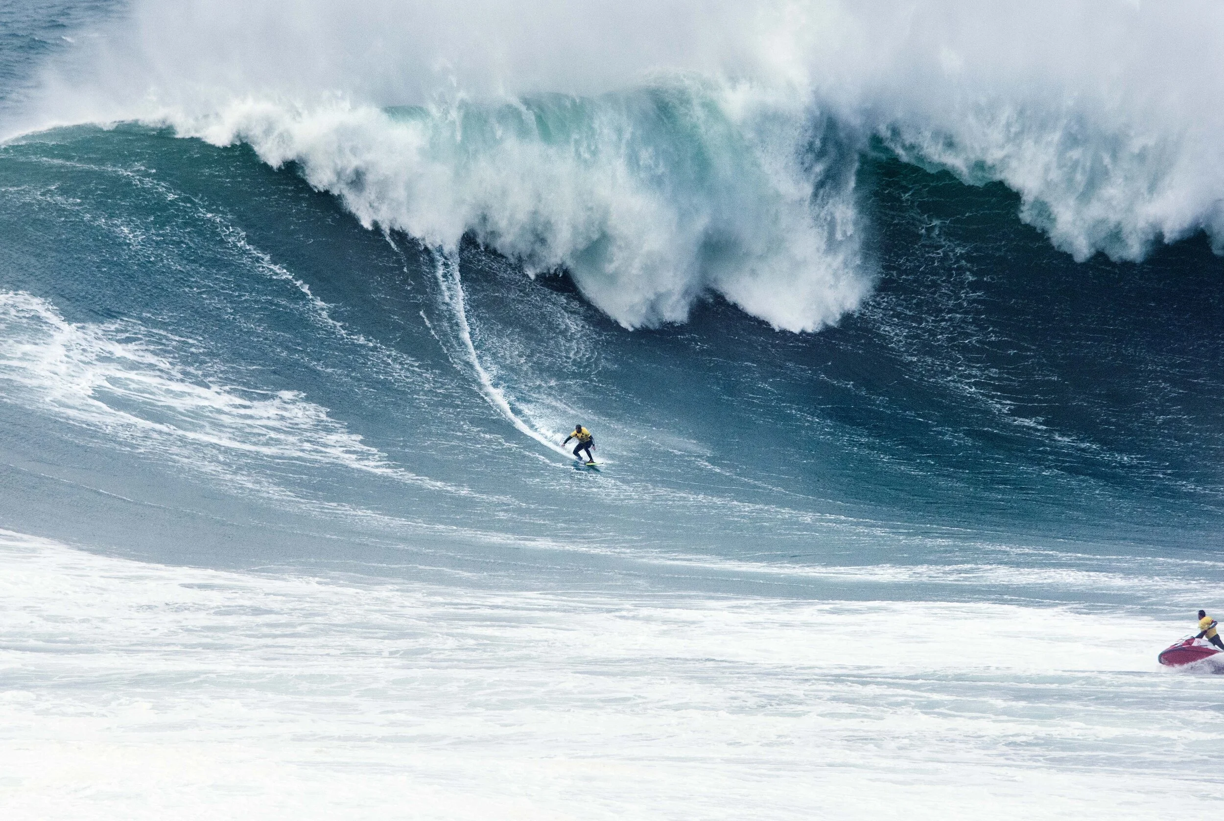  Ian Vaz - Gigantes de Nazare big wave surfing challenge 2020. 