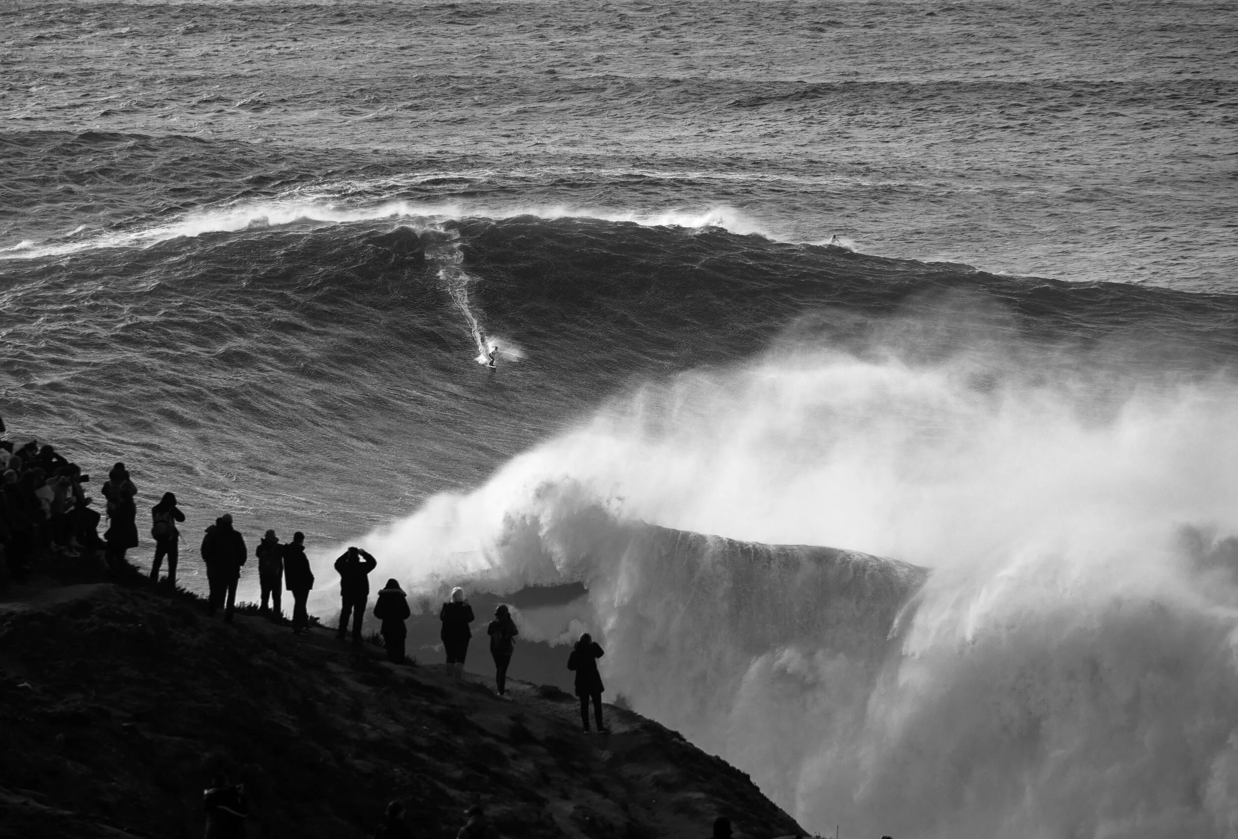  Surfer Unknown - Gigantes de Nazare big wave surfing challenge 2020 