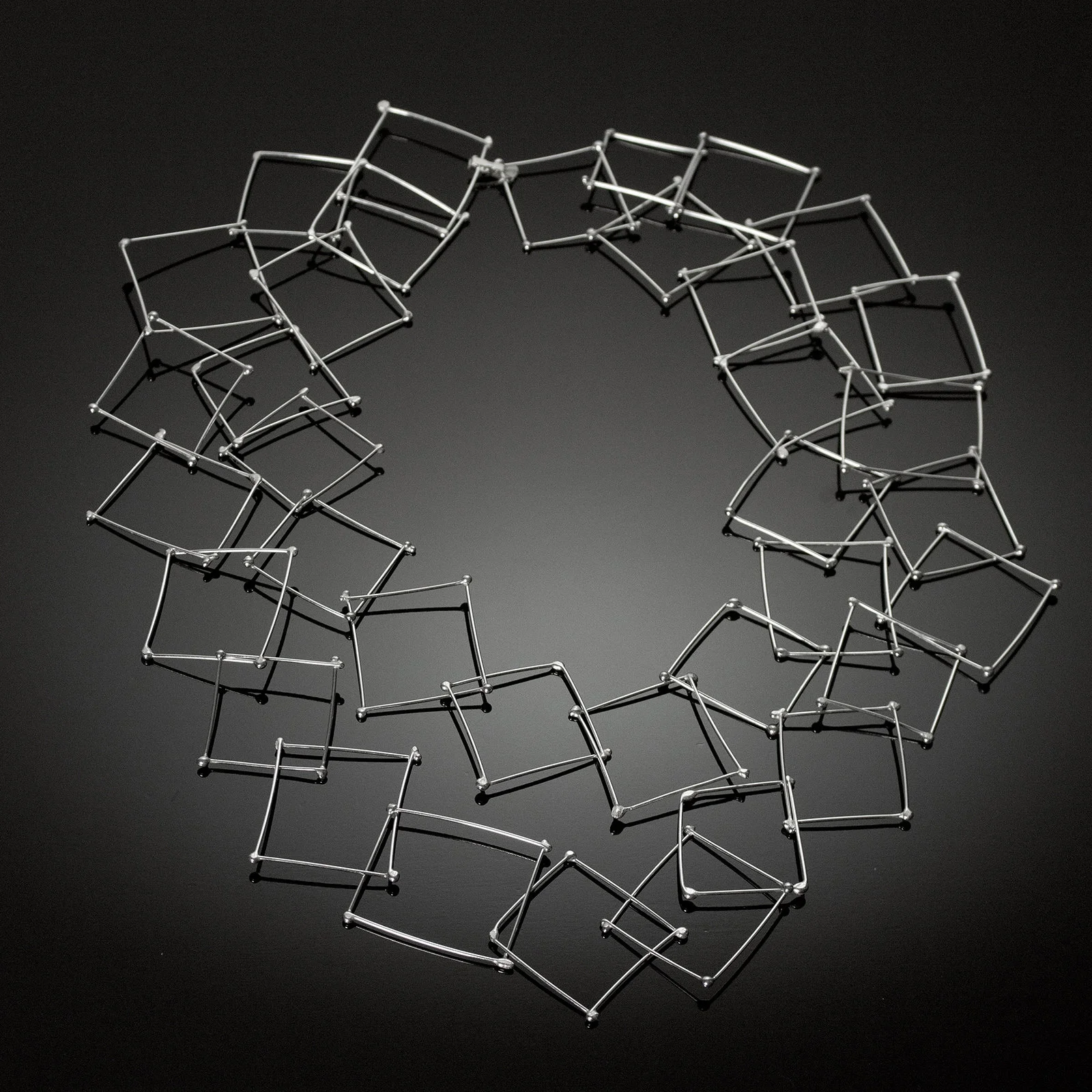 black_glass_necklace2.jpg